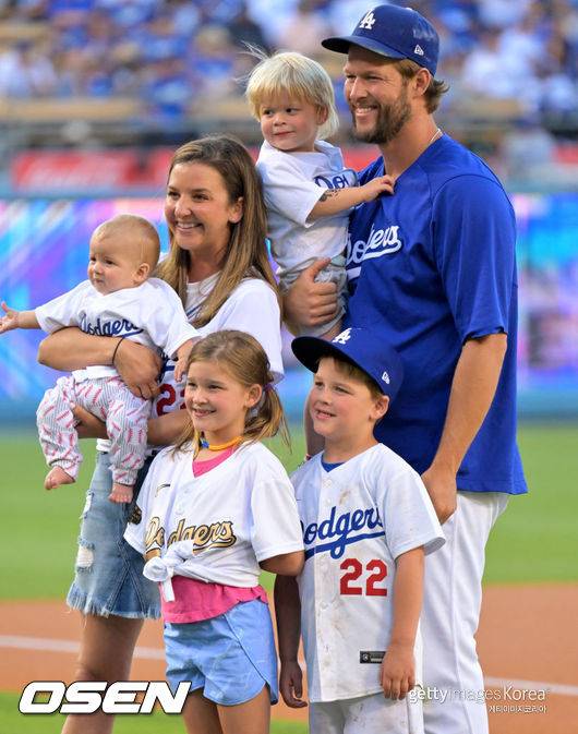 [사진] 클레이튼 커쇼 가족 ⓒGettyimages(무단전재 및 재배포 금지)