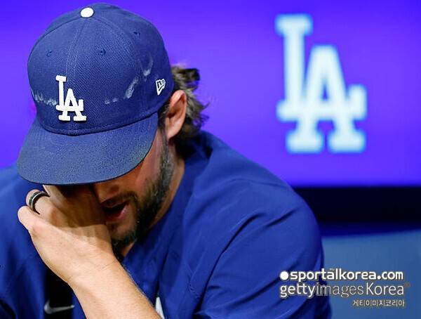 눈물의 은퇴→프런트 제안 거절→가족과 더 많은 시간 보내고 싶다...영영 못 볼 줄 알았던 '전설의 좌완', 4개월 만에 마운드 복귀