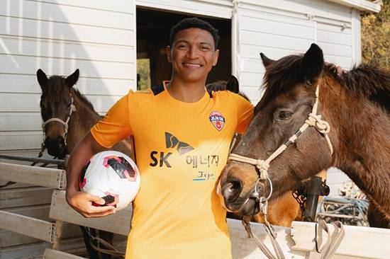 [오피셜] 해외는 K리그가 처음…제주SK, 브라질 출신 윙포워드 네게바 영입