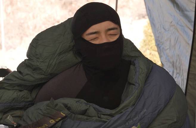 '텐트생활' 박군, 한영과 결혼 4년만에 이혼설 입 열었다…속사정은