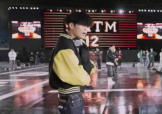 15일 첫 방송된 엠넷 ‘쇼미더머니12’에서 김하온의 무반주 랩  장면. 엠넷 유튜브 캡처