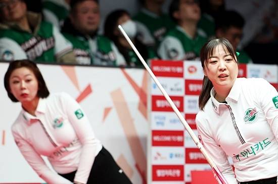 “김가영 김진아 3승 합작” 하나카드, 웰컴저축銀 꺾고 두시즌만에 파이널行…19일 SK렌터카와 1차전[PBA팀리그 PO]