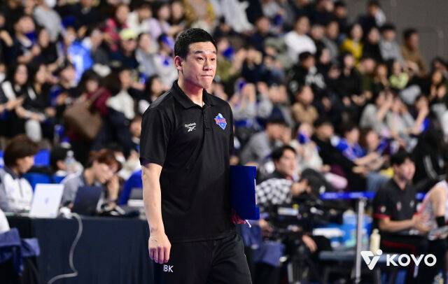 '휴식 단 이틀 뿐이었는데' 연승 이렇게 중요하다, 여오현 대행 계속 경기하고 싶은 눈빛 보여 [MD화성]