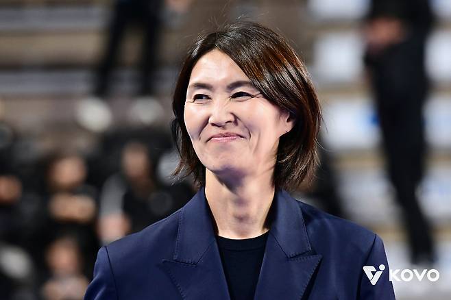 2위권 도약이냐, 4위권 추격 허용이냐...흥국생명 요시하라 감독 “레베카 후위 때 정윤주 ‘더블 체인지’ 투입은 상황에 따라서” [화성 현장 프리뷰]