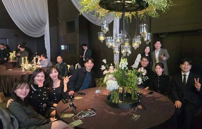 ENA 예능 프로그램 '나는 솔로' 28기 멤버들이 지난 17일 영자, 영철의 결혼식에 참석한 모습. 28기 영수 인스타그램