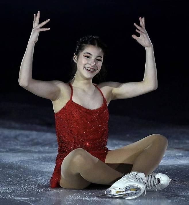 베이징올림픽 피겨 갈라쇼에서 한국 걸그룹 ITZY 배경음악에 맞춰 연기를 펼친 미국의 알리사 리우. 리우 인스타그램