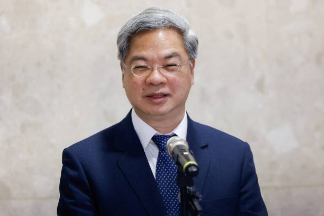 16일(현지 시간) 타이베이에서 궁밍신 대만 경제부장(장관)이 미국과의 무역 협정과 관련해 취재진의 질문에 답하고 있다. 로이터연합뉴스