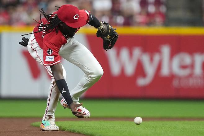 신시내티 엘리 델 라 크루스는 지난해 구단 연장 계약 제의를 거절했다. 10년 3319억 원을 거절한 만큼 그와 신시내티의 미래가 어떻게 될지 궁금하다. AP뉴시스