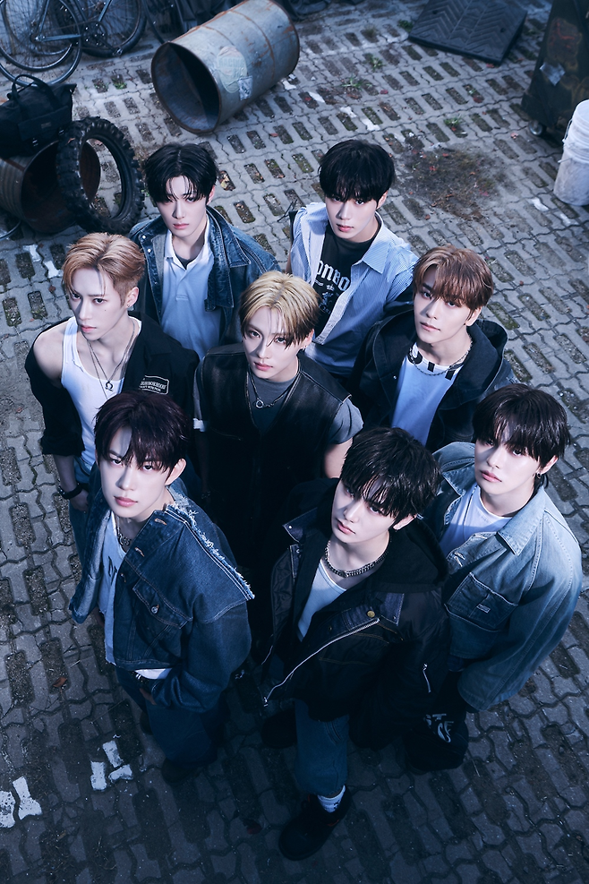 그룹 알디원. 웨이크원 제공.