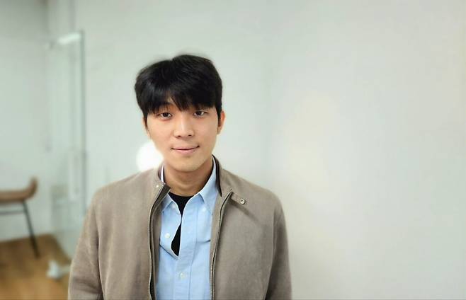 배수혁 팀리미티드 대표. 배 대표는 영국 에든버러 대학교에서 경제학을 전공하고 현지 창업 경험을 가지고 있다. 지난 2023년 앤틀러코리아 스타트업 제너레이터 프로그램을 통해 팀리미티드를 창업하고 오프라인영수증 구매 데이터를 활용한 비즈니스 모델을 구축, AI·데이터 분석 기반의 마케팅 인사이트 플랫폼 '영끌'을 선보였다. (사진=테크42)