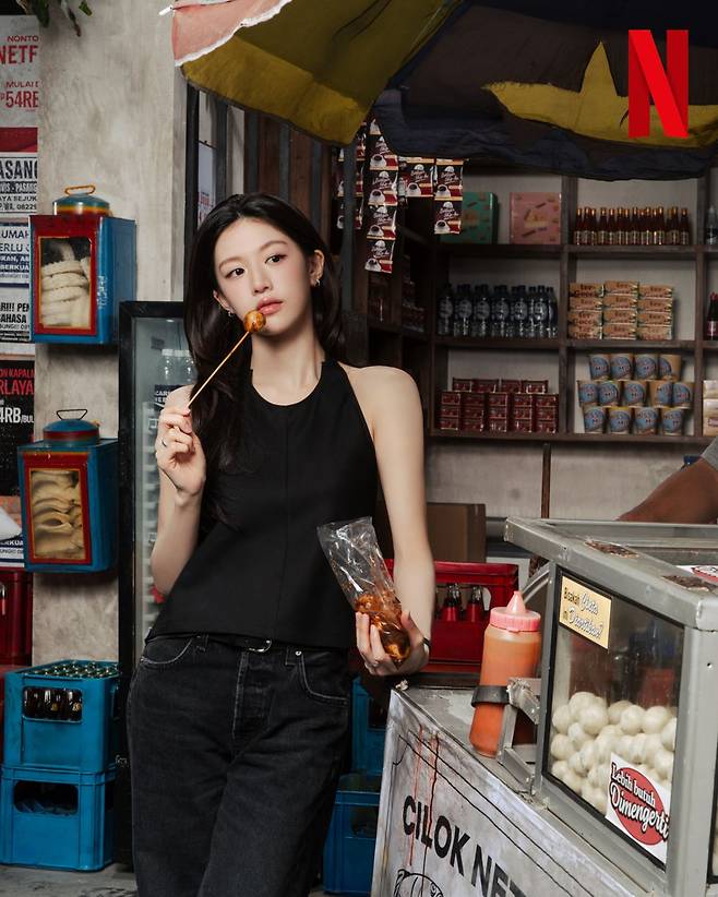 드라마 속 보는 재미가 있는 고윤정 패션. 사진 @netflixkr