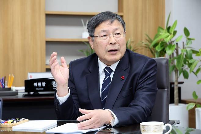 김호 대통령직속 농어업·농어촌 특별위원회 위원장이 최근 서울 종로구 농특위에서 파이낸셜뉴스와 만나 인터뷰하고 있다. 사진=박범준 기자