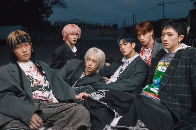 (FNC Entertainment)