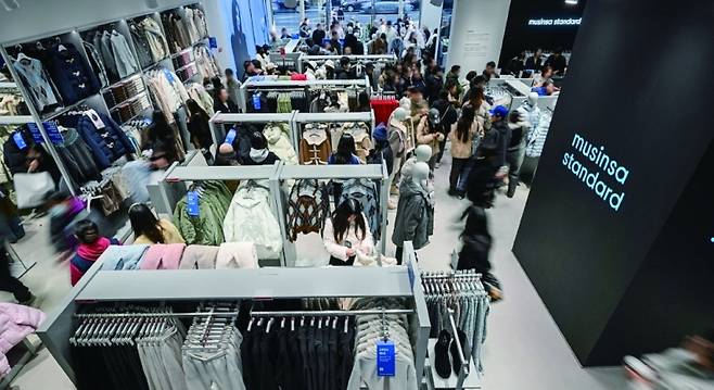 무신사가 기업공개를 추진한다.[사진｜뉴시스]