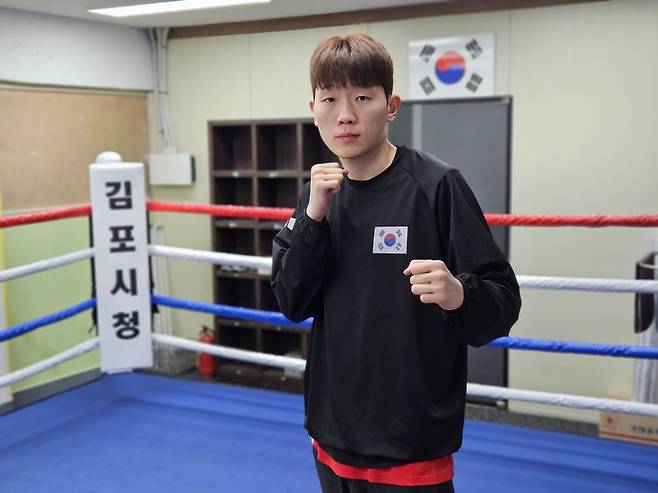 김포시청 복싱훈련장에서 최인성이 포즈를 취하고 있다. 사진=김포시청