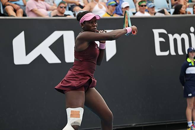 10대 캐나다 유망주 음보코, 호주오픈 3회전 오르며 그랜드슬램 최고 성적 타이 기록