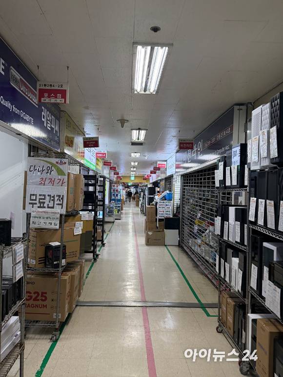 한때 '조립 PC의 성지'와도 같았던 용산 전자상가는 요즘에는 평일 오후임에도 문을 닫은 점포들이 눈에 띄는 상황이다. 2026.01.20 [사진=황세웅 기자]