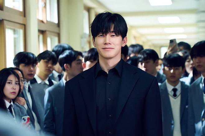 '참교육'은 가상의 정부 기관이라는 설정을 통해 교권 회복이라는 주제를 풀어낸 시리즈다. 네이버웹툰 '참교육'을 원작으로 한다. 주연은 김무열(사진), 이성민, 진기주다. 사진 넷플릭스