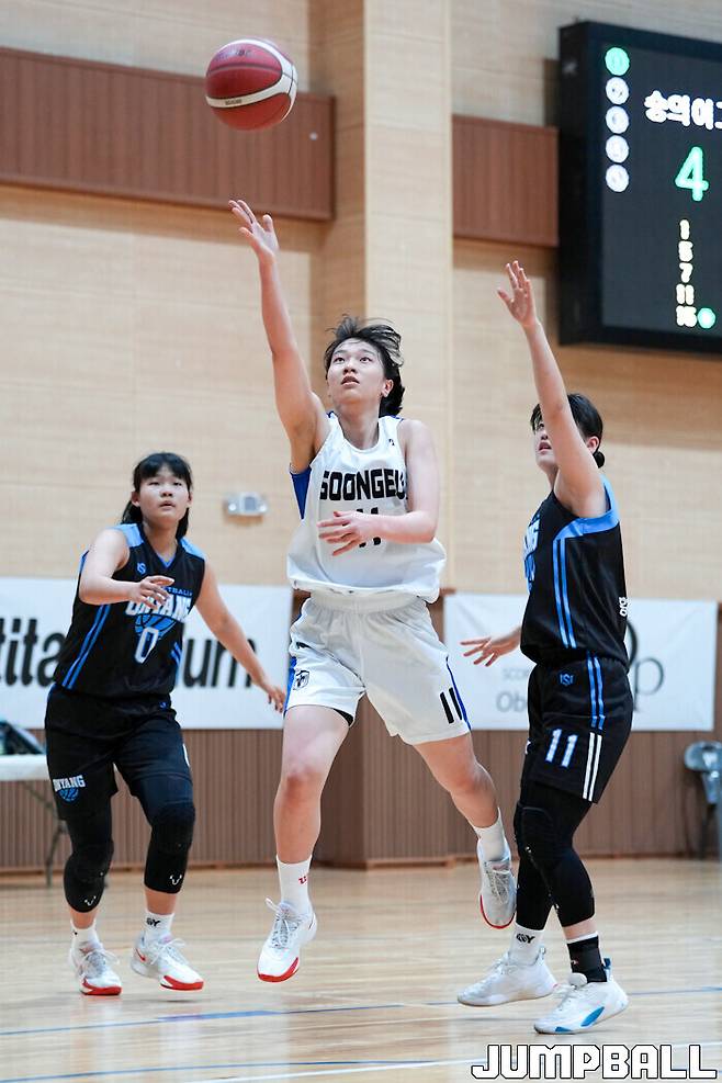 ▲ 2024년 연맹회장기. 숭의여고는 선수단 안전을 위해 이기고 있던 경기를 포기했습니다.