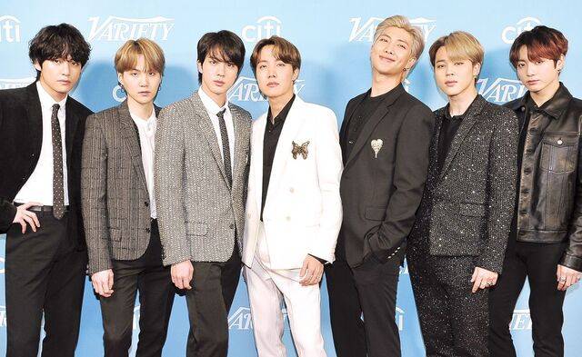 글로벌 인기 그룹 방탄소년단(BTS)이 오는 3월 3년9개월 만에 완전체로 돌아온다. AP연합뉴스