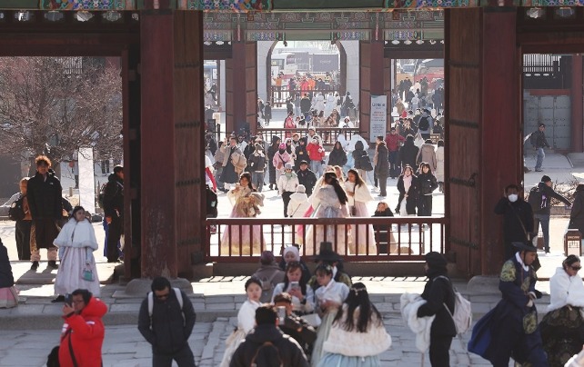 경복궁 관람객 모습/ 사진=연합뉴스