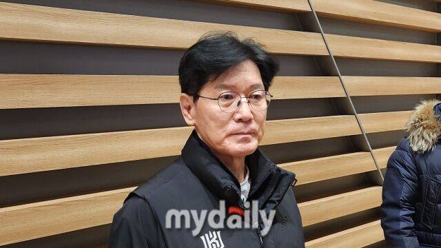 KT 위즈 이강철 감독./인천공항=김경현 기자