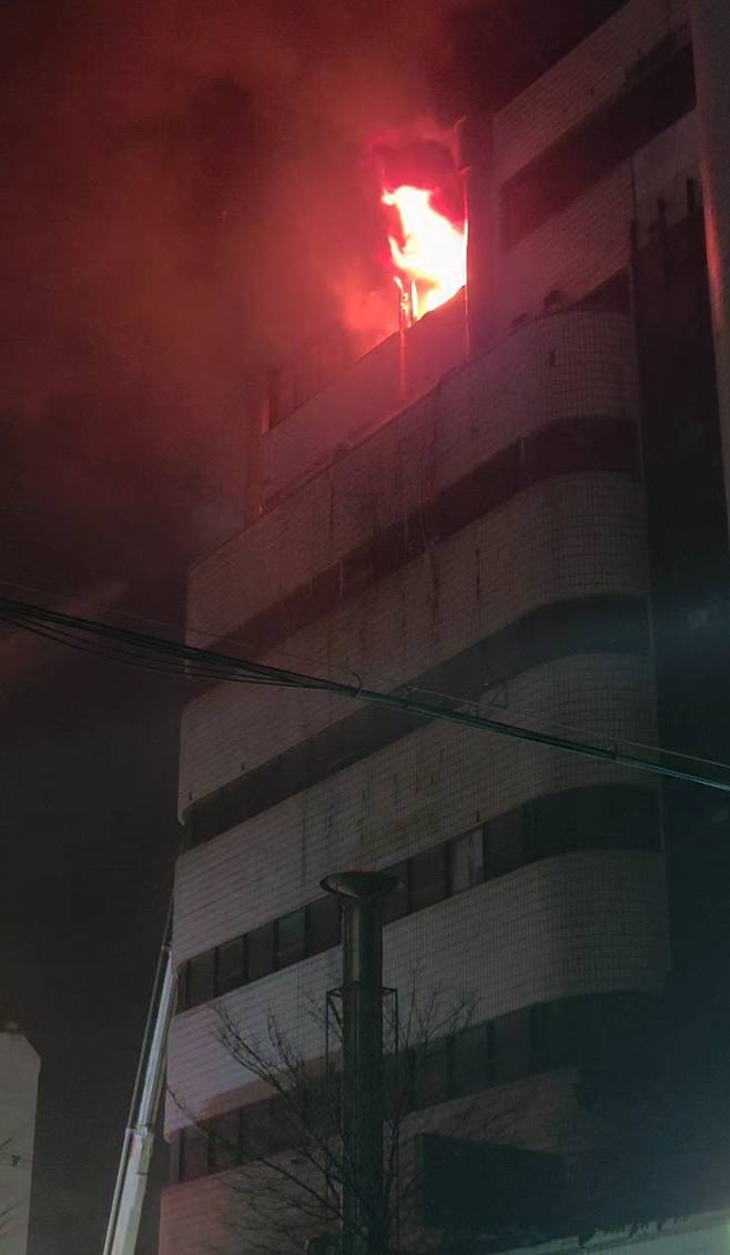 ▲ 인천 계양구 상가 건물 화재 현장. /사진제공=독자