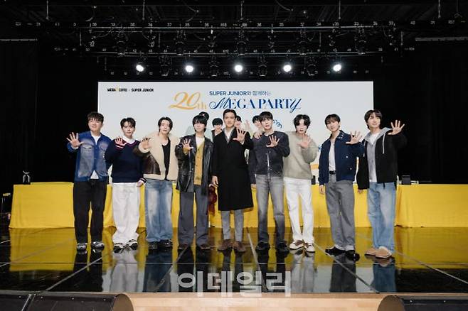 메가MGC커피, 슈퍼주니어와 함께한 팬사인회 성료. (사진= 메가MGC커피)