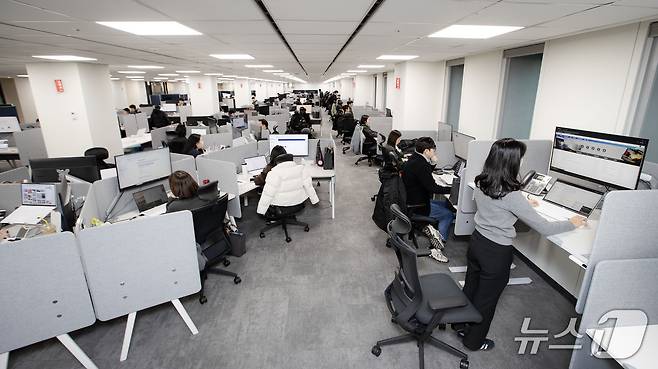 한진이 자율 좌석제 도입 등 스마트오피스 구축에 나섰다 (한진 제공)
