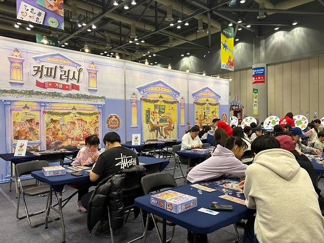 전세계 50개국에 판매된 커피 러시 게임의 후속작 '커피 러시: 겨울' 테마존