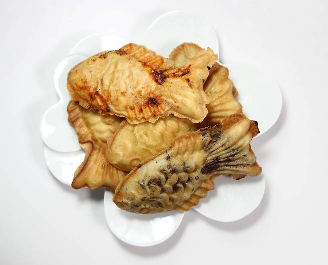 ‘‘효공잉어빵’’에서 파는 3가지 붕어빵. 박미향 기자