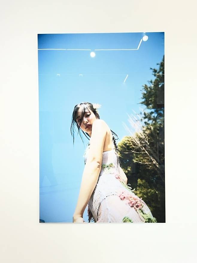제니의 첫 사진전 ‘제니 포토 엑시비션 J2NNI5(JENNIE PHOTO EXHIBITION ’J2NNI)’/고승희 기자