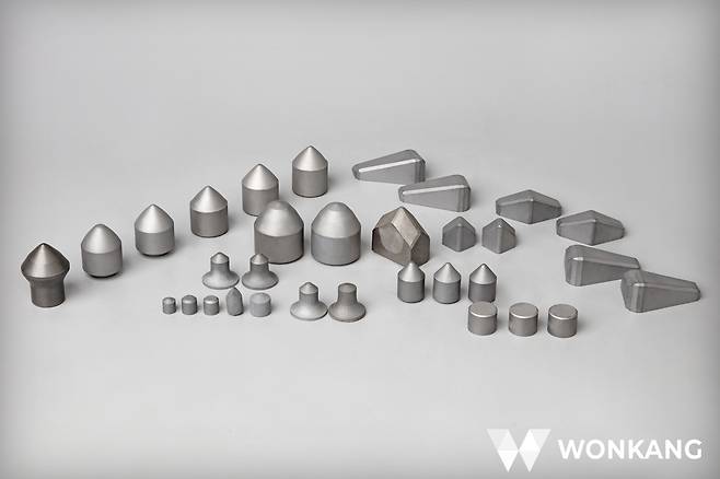 원강 원자재 텅스텐 카바이드. 사진제공|㈜원강