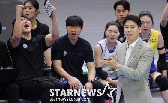 강성형 현대건설 감독.  /사진=김진경 대기자