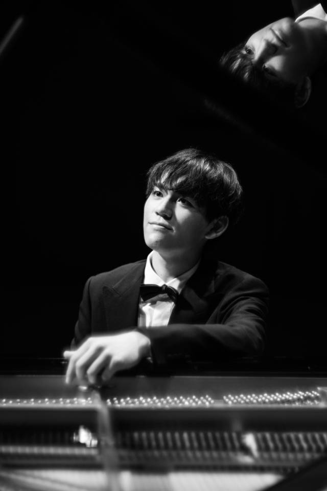 피아니스트 마사야 카메이 ©︎Ryuya Amao
