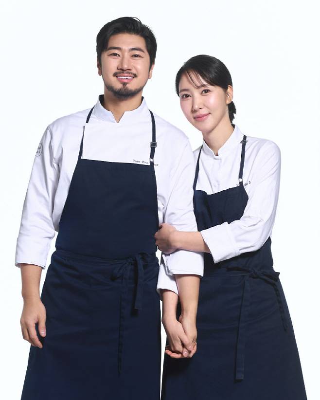 '흑백2' 김희은 셰프, 소속사 생겼다…추성훈과 한솥밥 [공식]