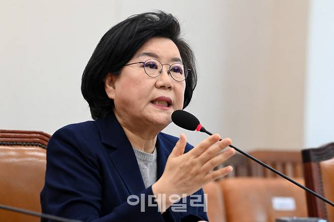 이혜훈 기획예산처 장관 후보자가 23일 오전 서울 여의도 국회 재정경제기획위원회에서 열린 인사청문회에 출석, 발언하고 있다.(사진=이데일리 노진환 기자)