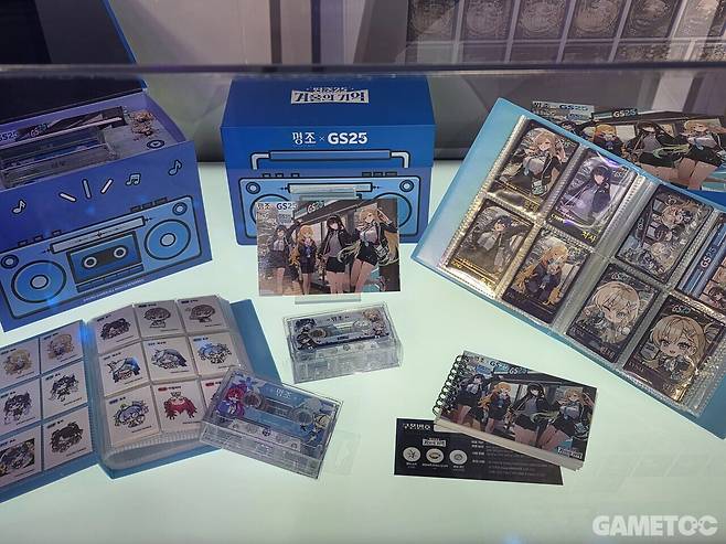 굿즈 다 모아야겠지? (사진= 서동규 기자)