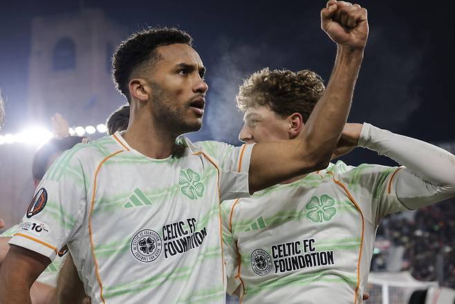 '을용타인가' 하타테 퇴장 변수… 양현준 선발 셀틱, 볼로냐와 무승부