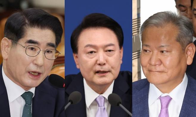 왼쪽부터 김용현 전 국방부 장관, 윤석열 전 대통령, 이상민 전 행정안전부 장관. 연합뉴스, 김영원 기자 forever@hani.co.kr