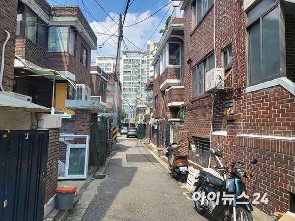 성수전략정비구역 내 빌라 밀집 지역. 2024.09.11