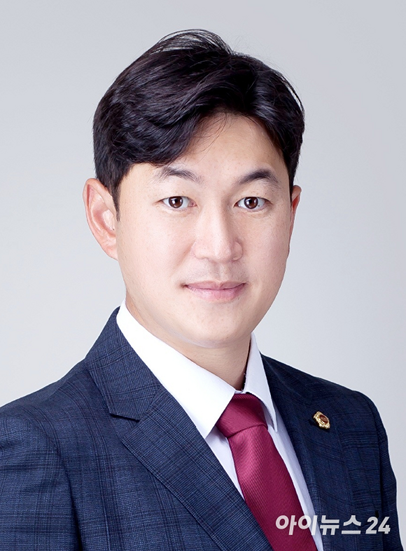 이욱희 전 충북도의원. [사진=아이뉴스24 DB]
