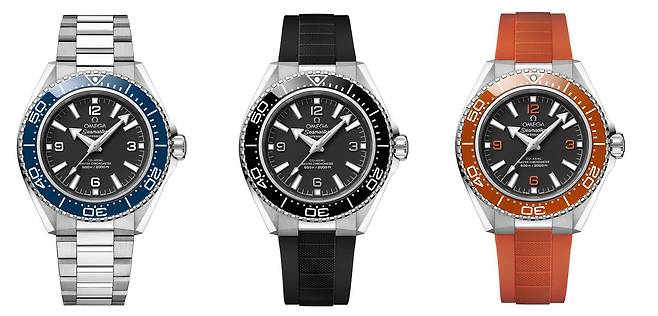 이번 컬렉션은 스틸 브레이슬릿과 러버 스트랩으로 각각 선보인다. 오렌지색 버전만 같은 색 러버 스트랩을 추가로 내놨다. 사진 오메가