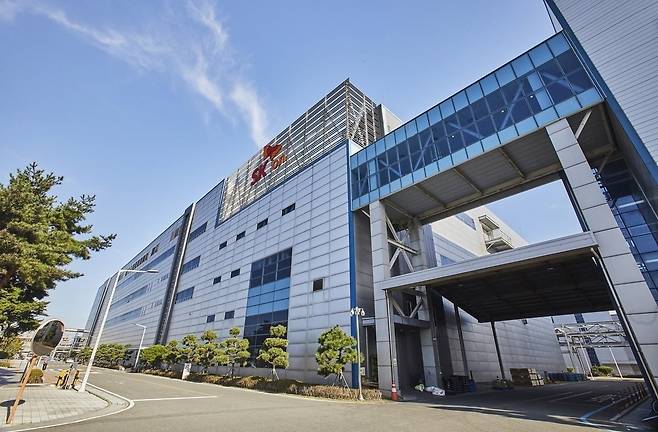 SK온이 3GWh(기가와트시)의 국내산 LFP를 생산할 충남 서산 공장. /SK온 제공