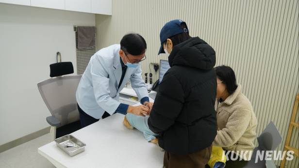 김포시 반려동물 공공진료센터에서 반려동물을 진료하는 모습. 김포시 제공