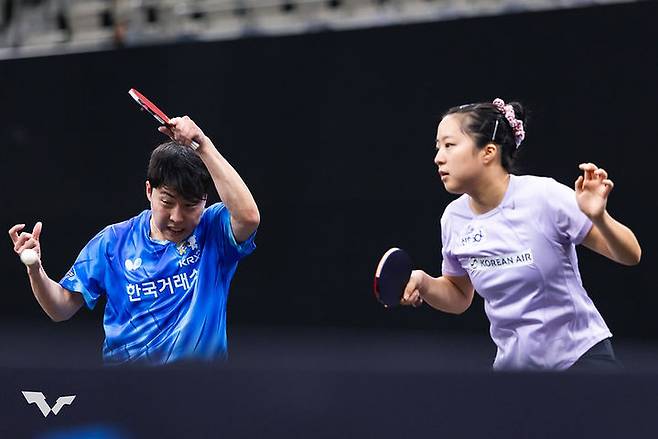 [서울=뉴시스] 월드테이브테니스(WTT) 스타 컨텐더 도하 2026 혼합복식 8강에서 탈락한 임종훈(한국거래소)-신유빈(대한항공) 조. (사진=WTT 홈페이지 캡처) 2026.01.17. photo@newsis.com *재판매 및 DB 금지