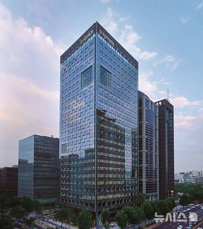 [서울=뉴시스]KB금융그룹 건물 전경사진. (사진=KB금융 제공). 2025.02.05. photo@newsis.com