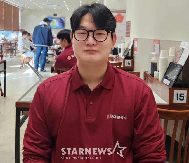 김서현이 팬 초청 행사를 앞두고 스타뉴스와 인터뷰를 하고 있다. /사진=안호근 기자