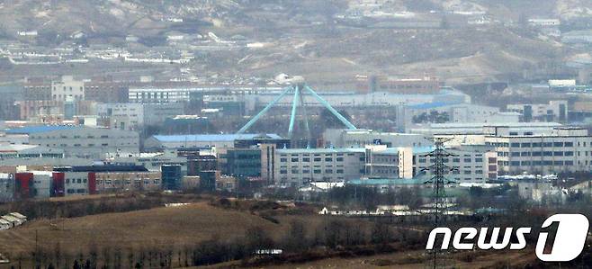 경기 파주 도라전망대에서 바라본 개성공단. 2017.12.28/뉴스1 ⓒ News1 안은나 기자
