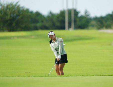 양효진은 태국 전지훈련에서 어프로치 훈련에 집중하고 있다. KLPGA 제공